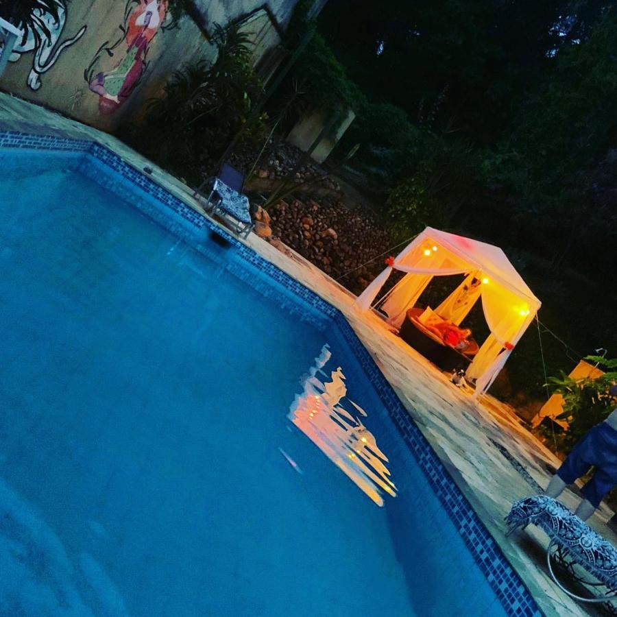 Hotel Gajah Joinville Esterno foto